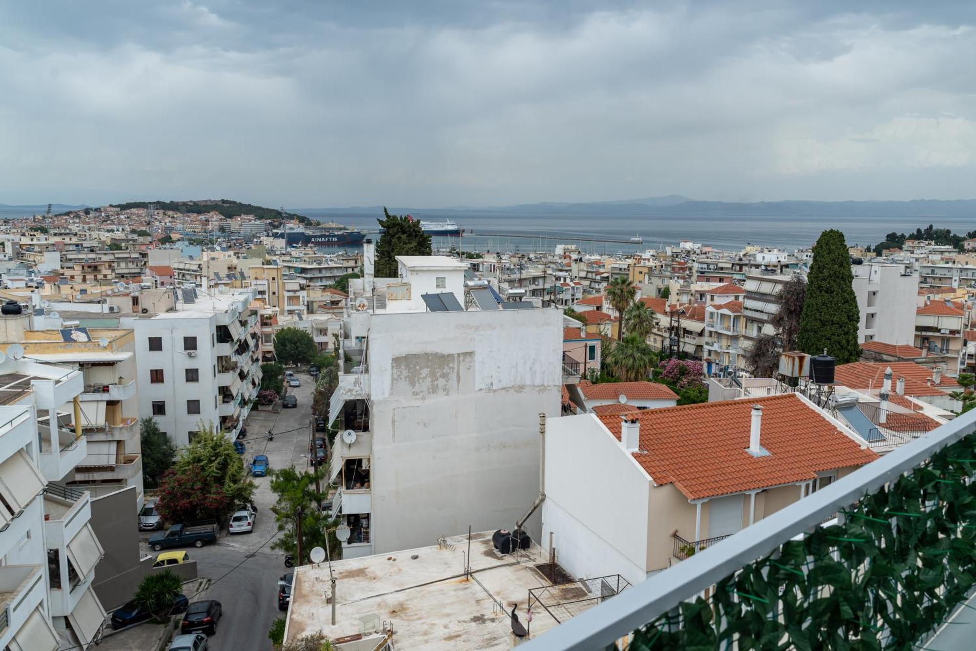 דירות Loft Life Studio, With 360 View Of Mytilíni מראה חיצוני תמונה